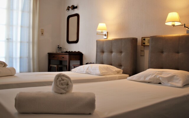 Artemis Santorini