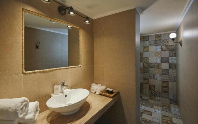 Mare Suites
