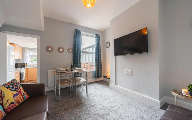 Serene Glam Lodge By Jesouth