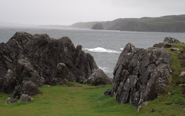 Madra Rua Organic Accommodation