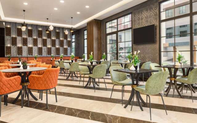 Ramada Encore By Wyndham Istanbul Basin Express