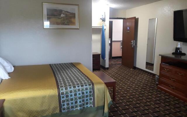 Faribault Hometown Inn & Suites