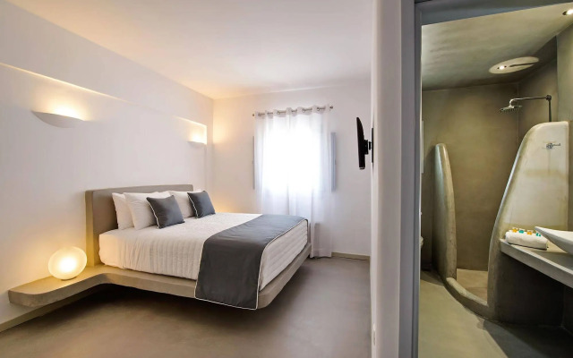 Central Fira Hotel