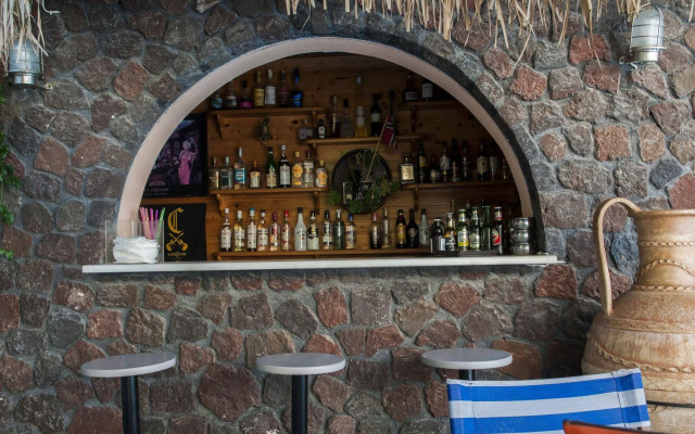 Polydefkis Hotel