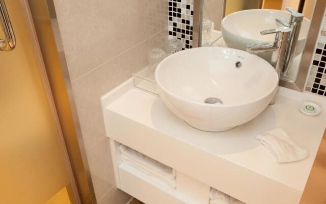 Hangzhou Eleven Hotel Apartment