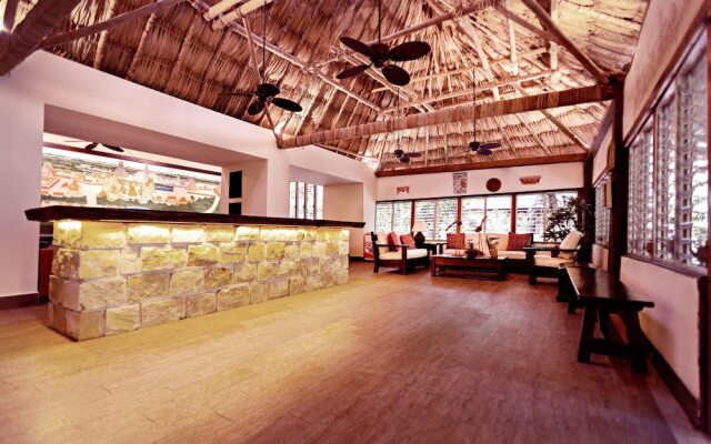 Jungle Lodge Hotel