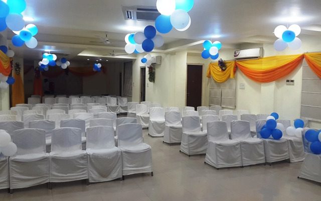 Hotel Mandakini Plaza