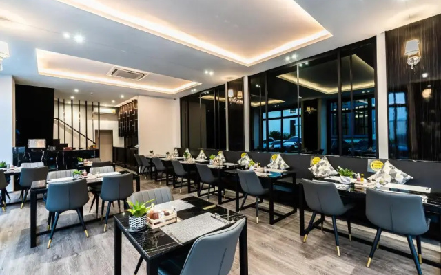 One Patio  Pattaya