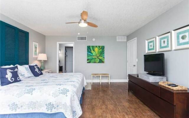 Shores Club 604 - Two Bedroom Condo