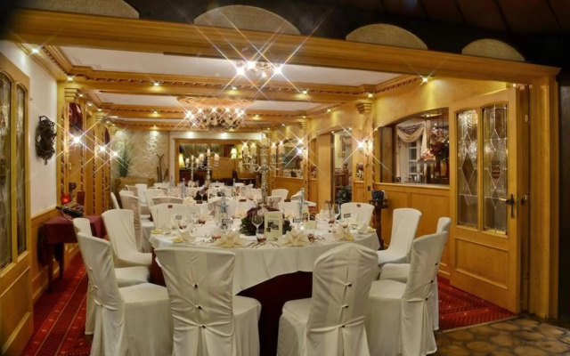 Hotel - Restaurant Feste Neustadt