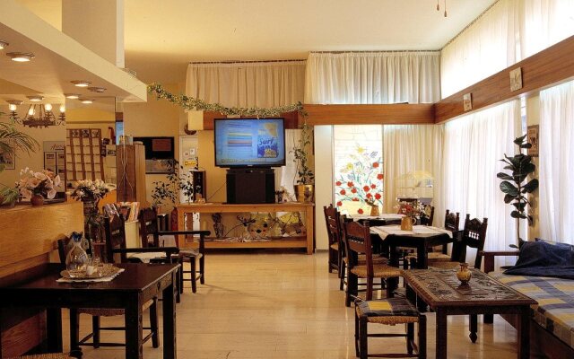 Aristea Hotel