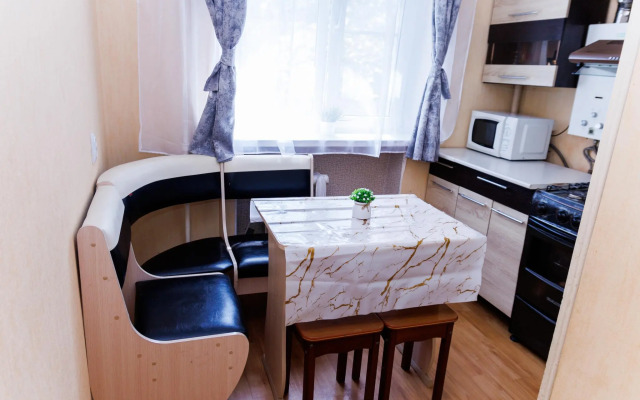 Krymsk Apartments-Apart on 62 Polkovaya Street