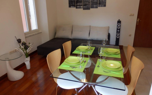 Center Stylish Apartment