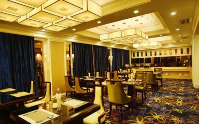 Golden Bauhinia International Hotel