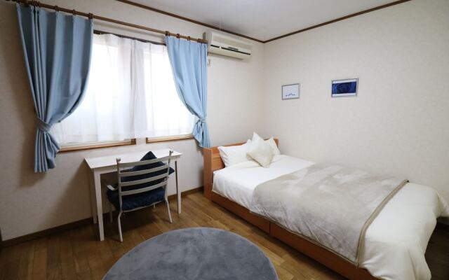 Sophia Court room101.102