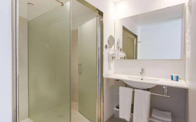 Reverence Life Hotel - Adults Only