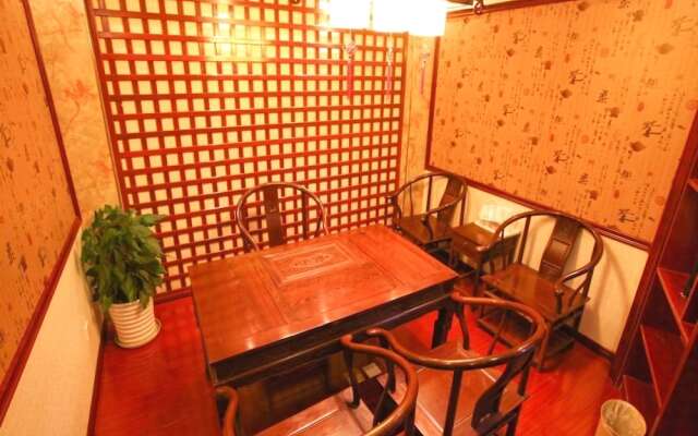 GreenTree Inn Shanghai Songjiang Dongjing Tongle Road Happy Valley Bus