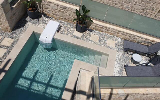 Zefyros Suite , Seafront retreat !