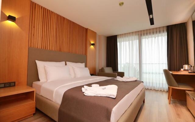 Pikola Otel