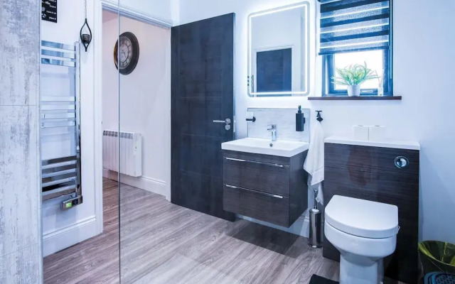 The Shack - 1 Bedroom - Cosheston
