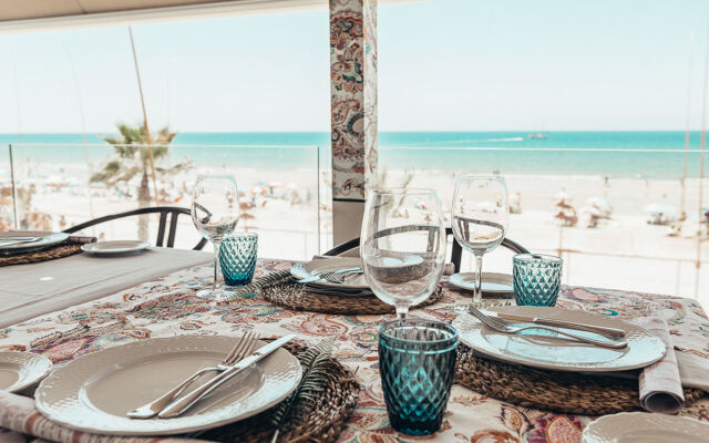 On Hotels Oceanfront - Adults Only