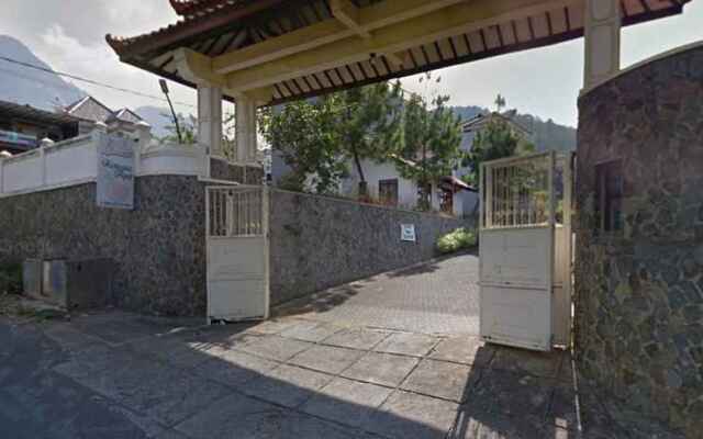 Villa Kencana Apel 2BR Private Pool