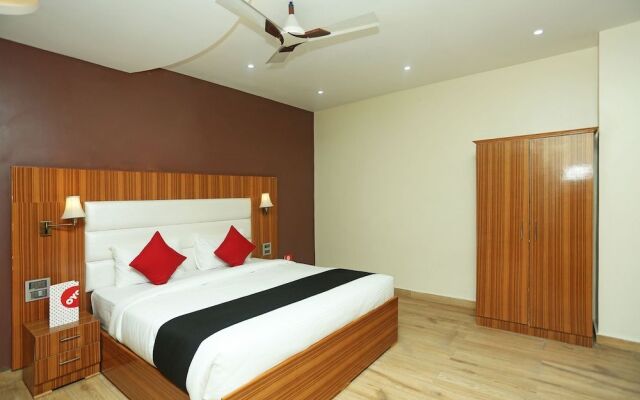 Capital O 18317 Hotel Samriddhi Retreat
