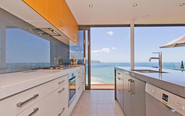 The Lookout - Tairua Holiday Home
