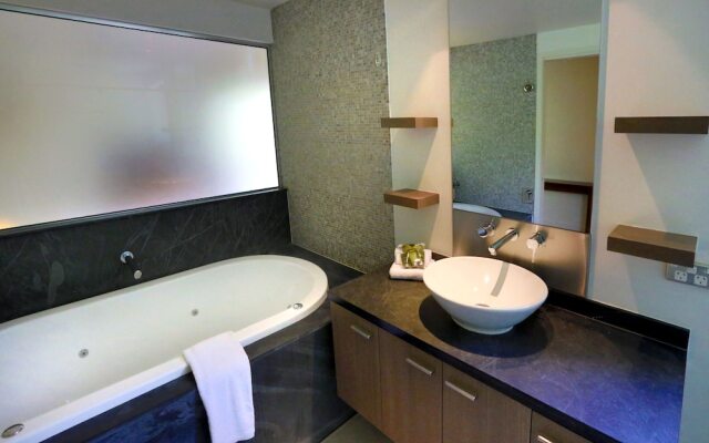 Private Sea Temple Apartment 422
