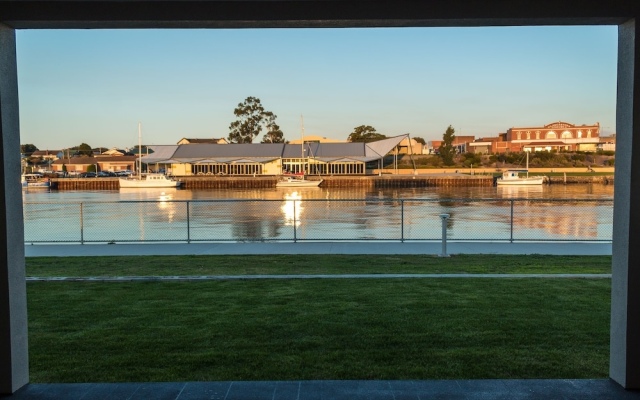 Ulverstone Waterfront Apartments