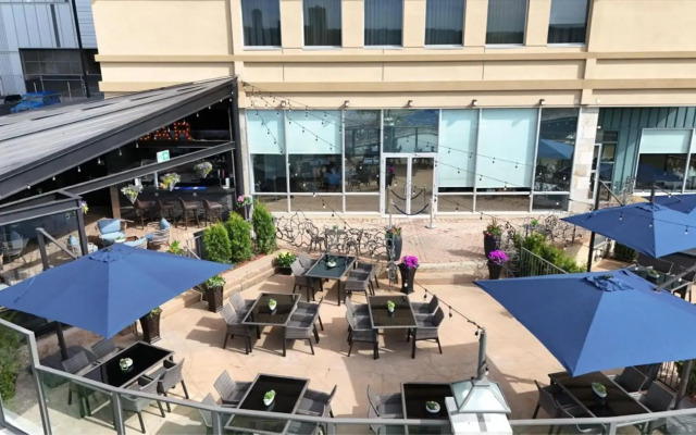 Courtyard by Marriott Edmonton Downtown