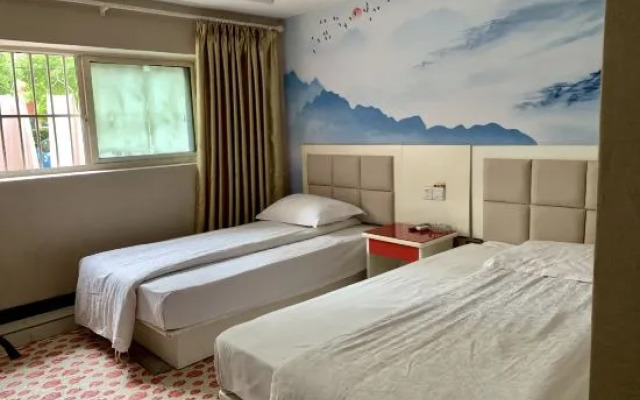 Maoxing Hostel