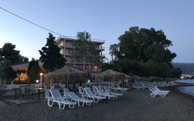 Stefania Beach Hotel