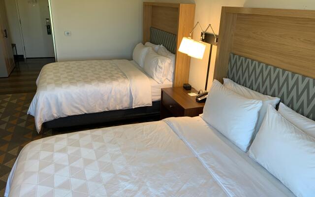 Holiday Inn Baton Rouge-South by IHG