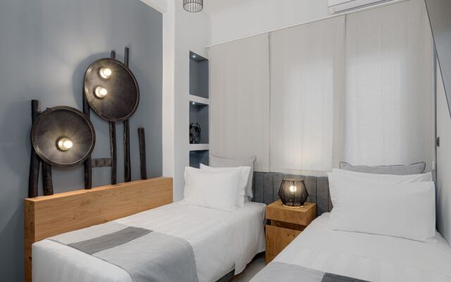 Acropolis Deluxe Apartment