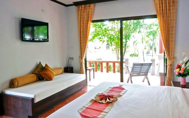 Fanari Khaolak Resort - Courtyard Zone