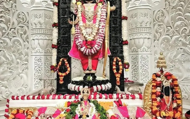 Shri Ayodhya Dham Hotel And Restaurant