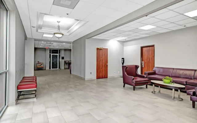 Holiday Inn Piscataway Somerset by IHG