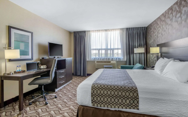Clarion Hotel
