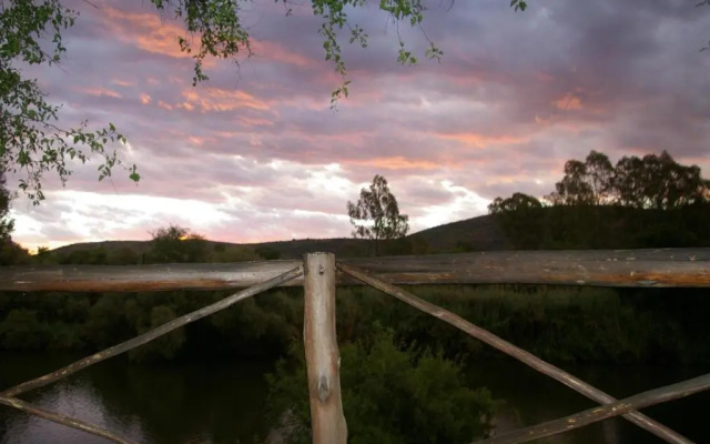 Fish Eagle Log Cabin