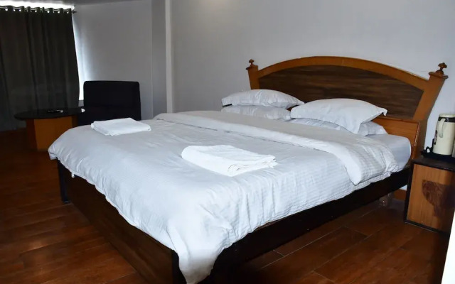Hotel Tridev