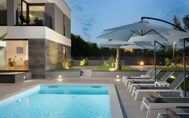 Villa N Drage