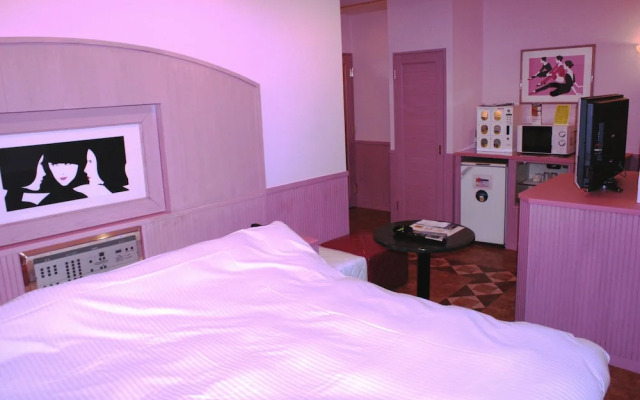 Hotel Sting - Adults Only