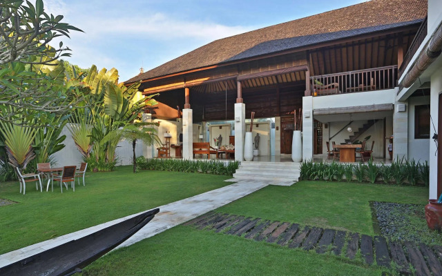 Villa Nelayan by Nakula