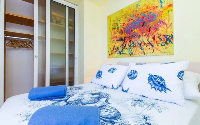 Apartment Reale - One Bedroom Apartment With Balcony and Sea View