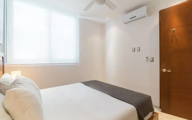 Menesse 205 by CocoBR