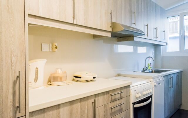 3bedroom Apartment Next To Panormou Metro Station