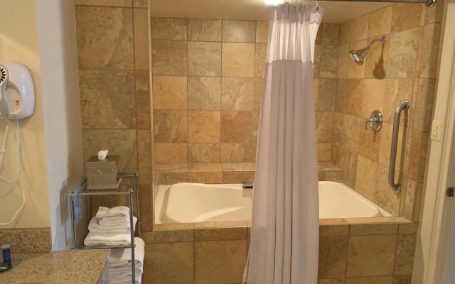 Radisson Hotel Lenexa Overland Park