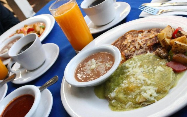 Hotel Festival Plaza Playas Rosarito