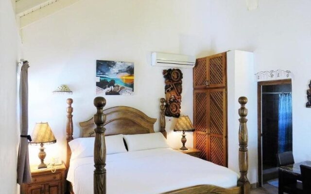 Negril Palm Beach Club